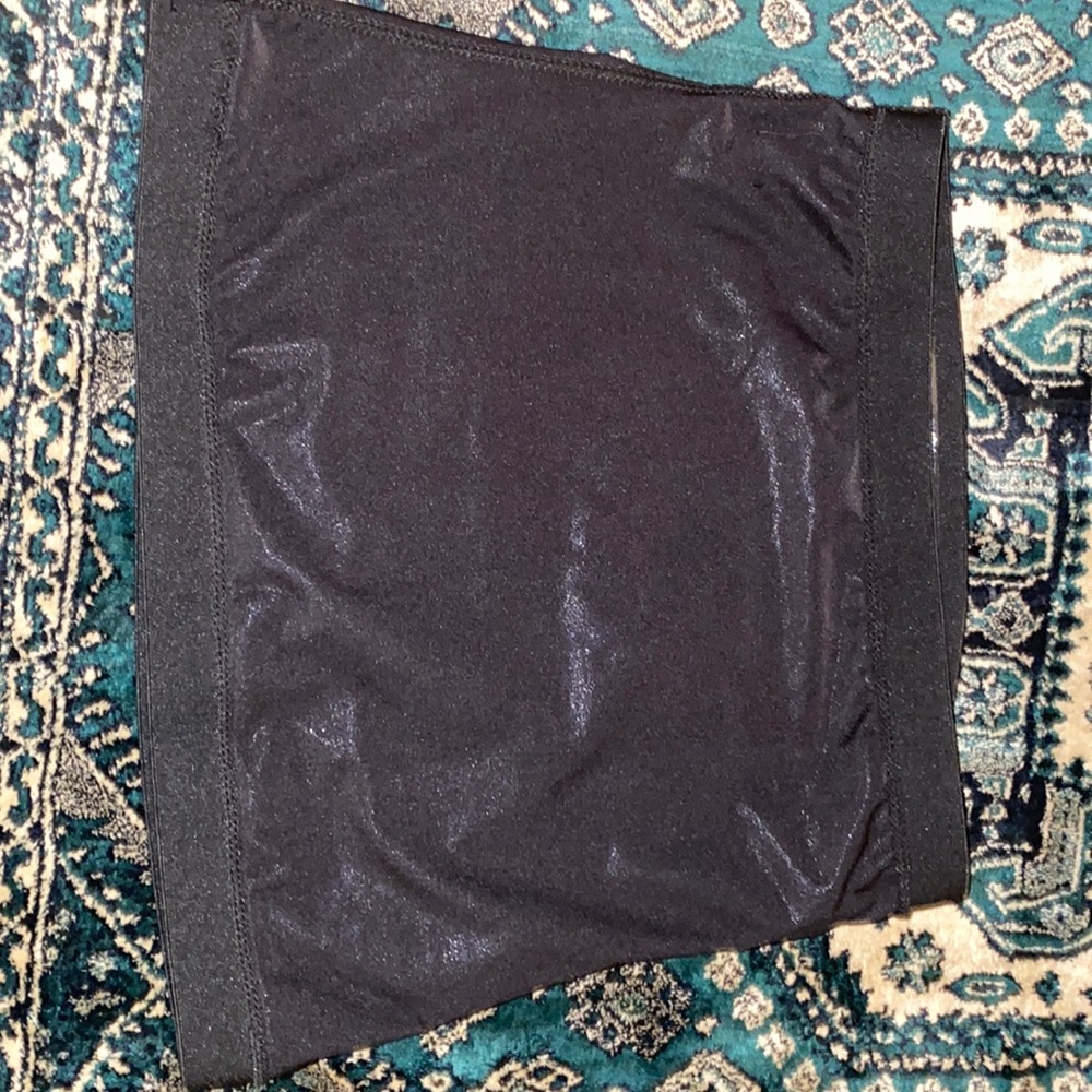 Black waist trainer. Barely used. Size small